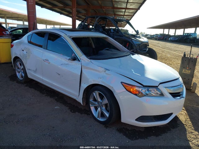 Salvage Acura ILX Image