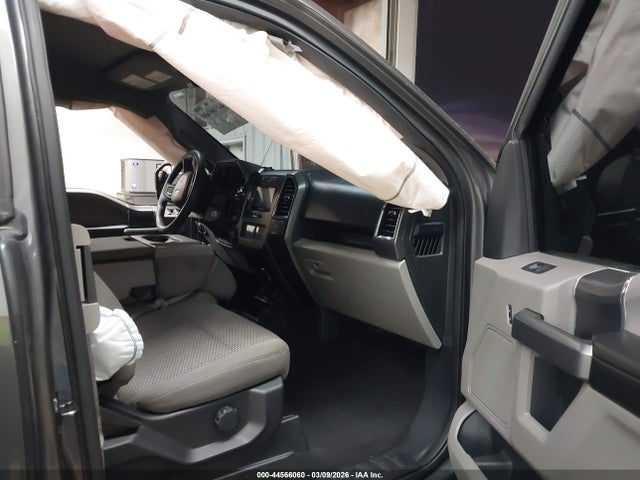 Ford F-150 Xlt