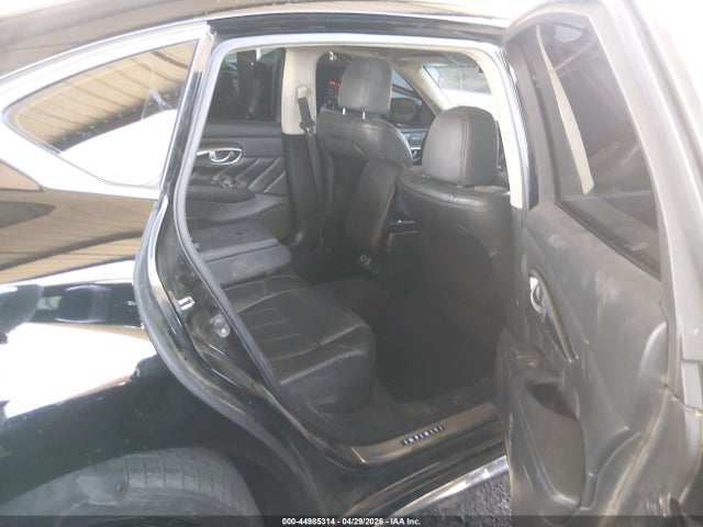 INFINITI Q70L 3.7