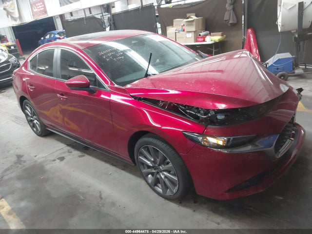 Salvage Mazda Mazda3 Image