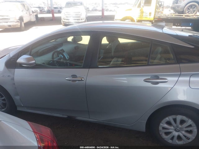 Toyota Prius Le