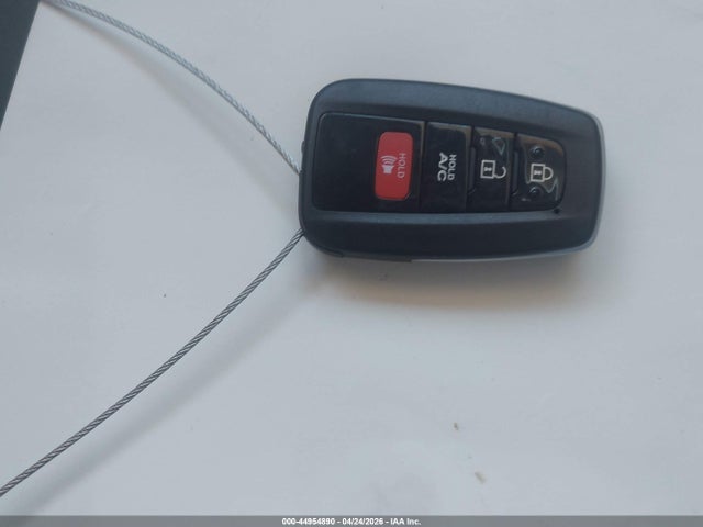 Toyota Prius Le