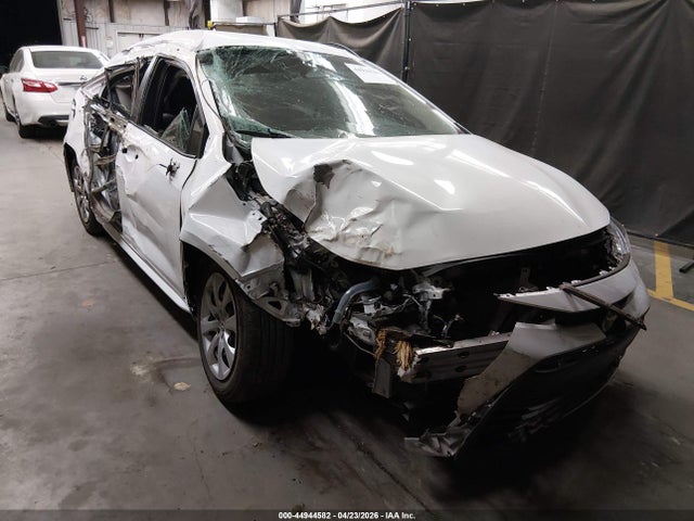 Salvage Toyota Corolla Image