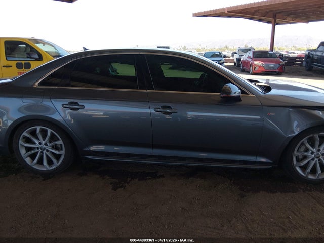 Audi A4 45 Premium