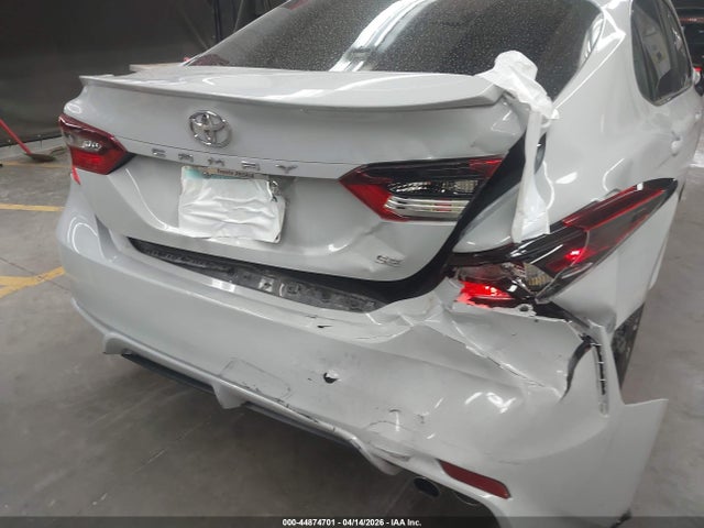 Toyota Camry Se
