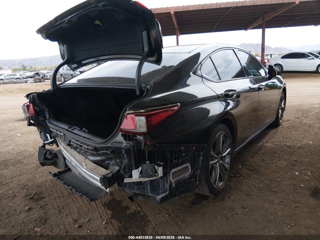 Lexus Es F Sport