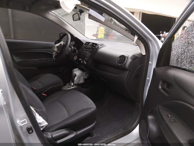 Mitsubishi Mirage Es