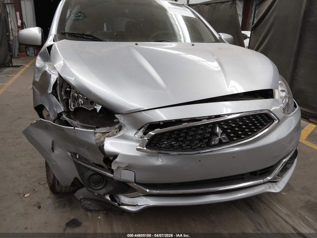 Mitsubishi Mirage Es