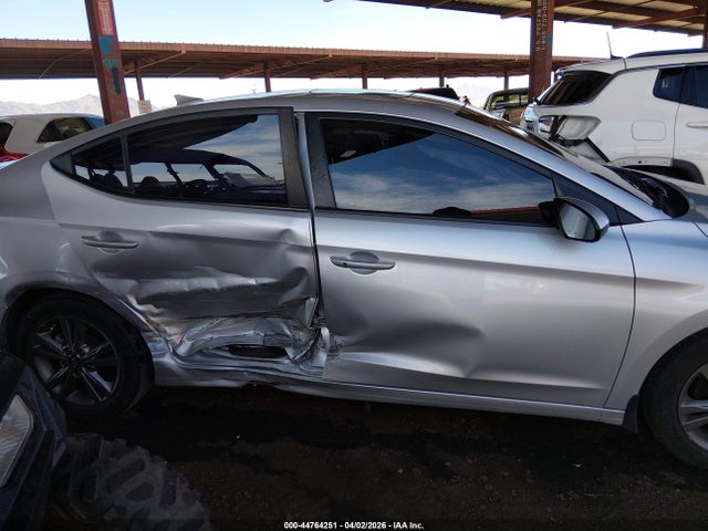 Hyundai ELANTRA Value Edition