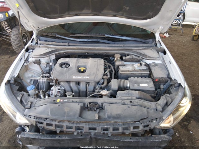 Hyundai ELANTRA Value Edition