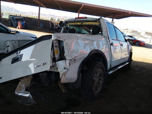 Nissan Titan Sv