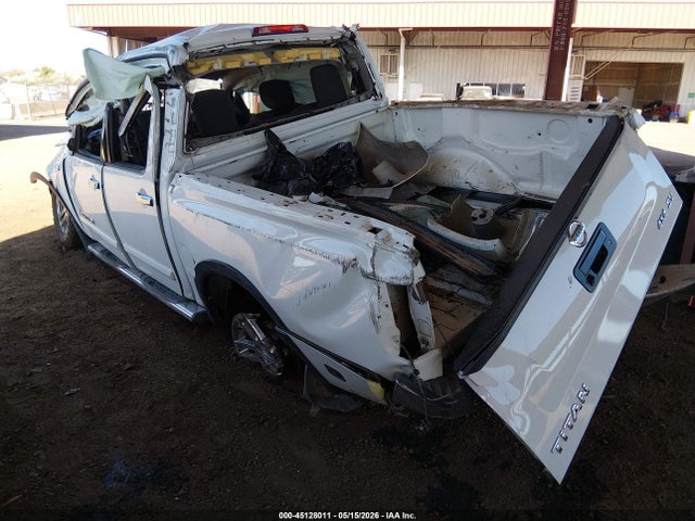 Nissan Titan Sv