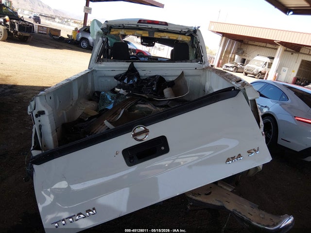 Nissan Titan Sv