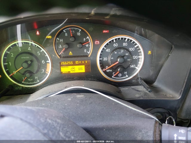 Nissan Titan Sv