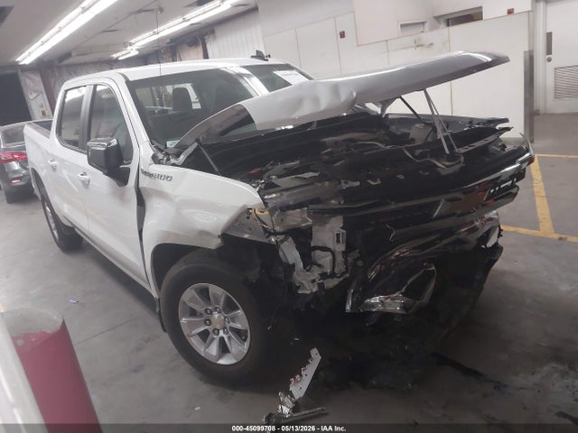 Salvage Chevrolet Silverado 1500 Image