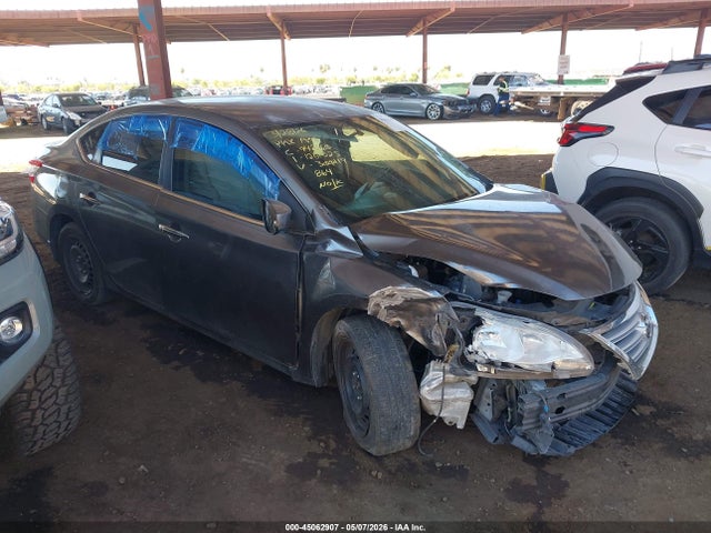 Salvage Nissan Sentra Image