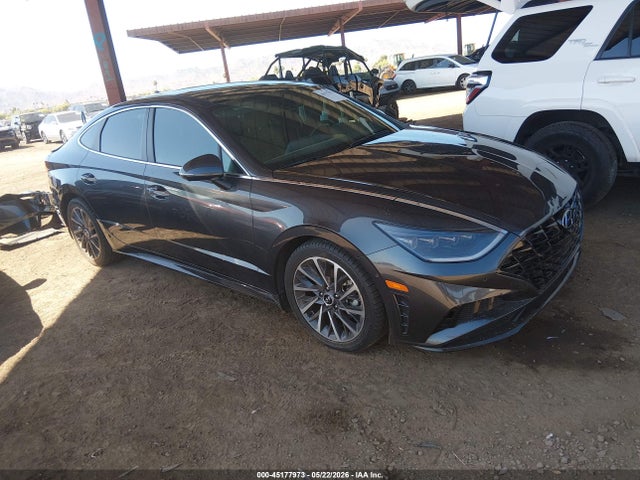 Salvage Hyundai SONATA Image