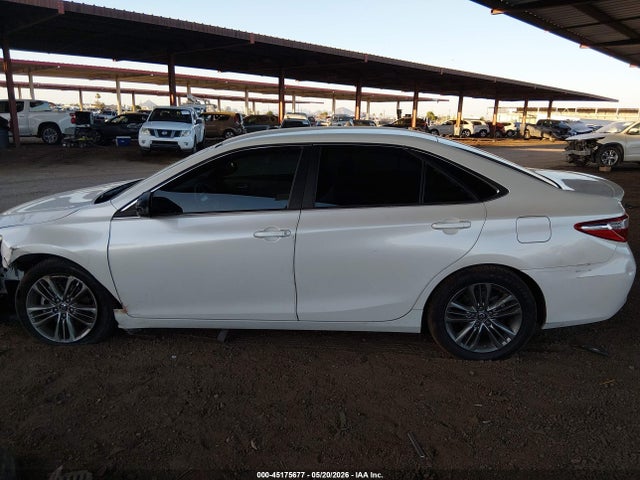 Toyota Camry Se