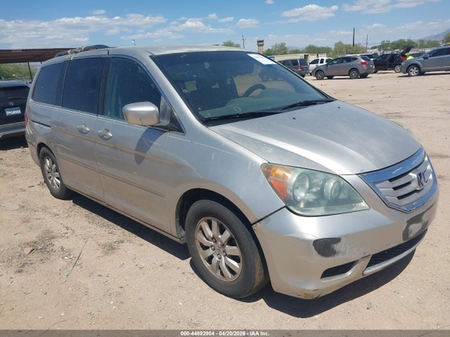 Salvage Honda Odyssey Image