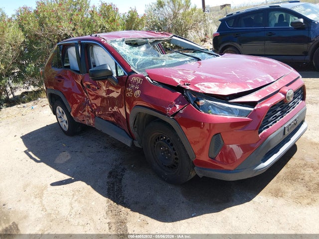 Salvage Toyota RAV4 Image
