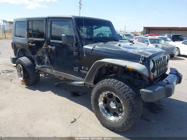 Salvage Jeep Wrangler Image