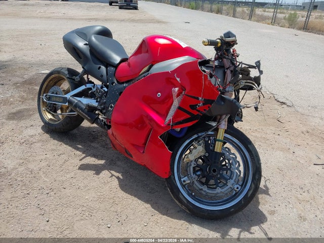 Salvage Suzuki Gsx1300 Image