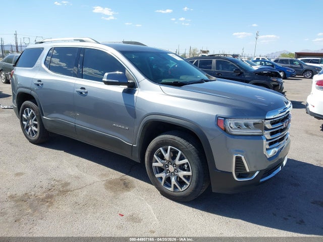 Salvage GMC Acadia Image