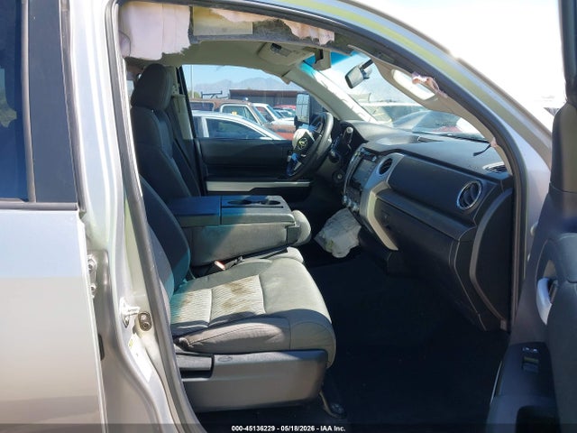 Toyota Tundra Sr5 5.7l V8