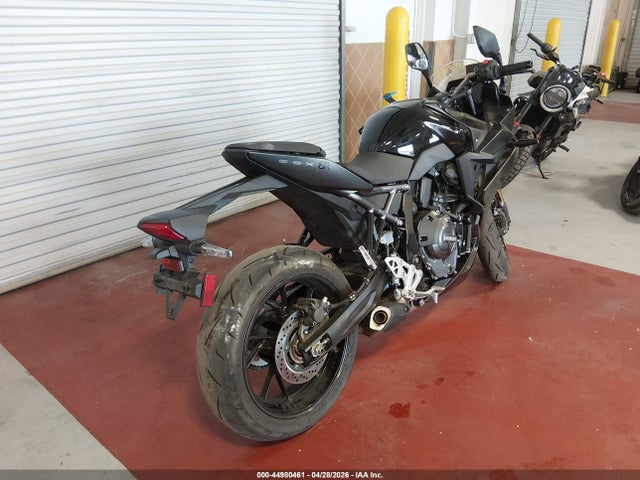 Suzuki Gsx800 F