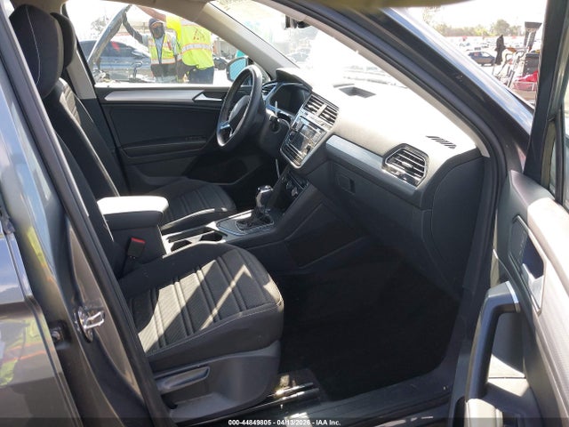 Volkswagen Tiguan 2.0t S