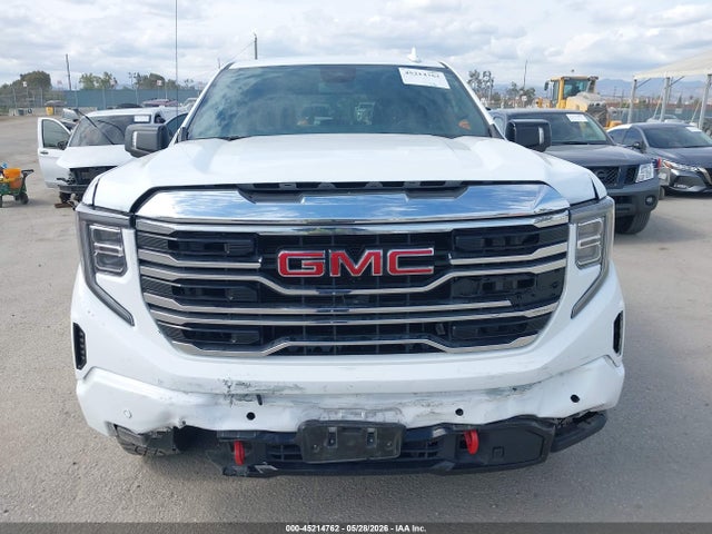 GMC Sierra 1500 4wd  Short Box At4