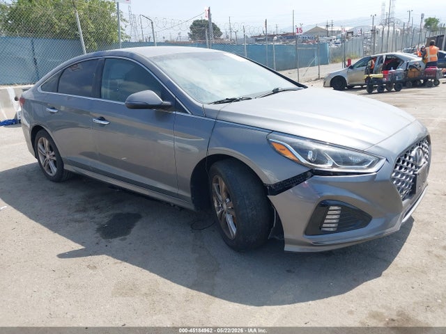 Salvage Hyundai SONATA Image