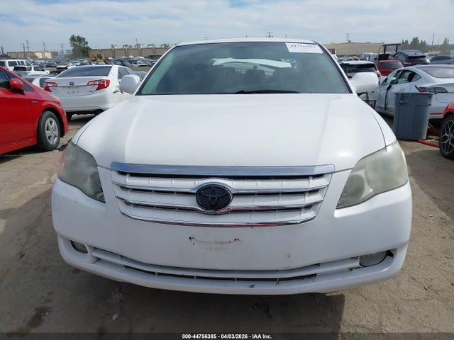 Toyota Avalon Xls