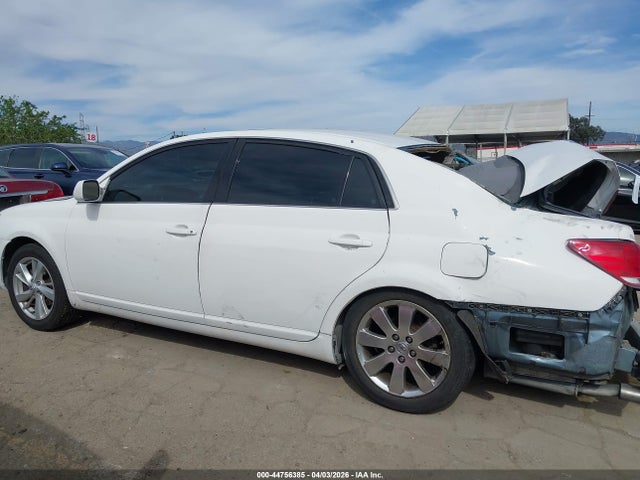 Toyota Avalon Xls