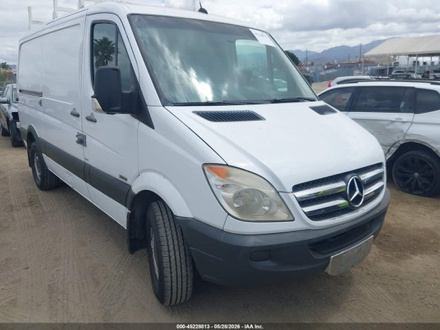 Salvage Mercedes-Benz Sprinter 2500 Image