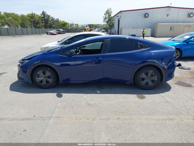Toyota Prius Le