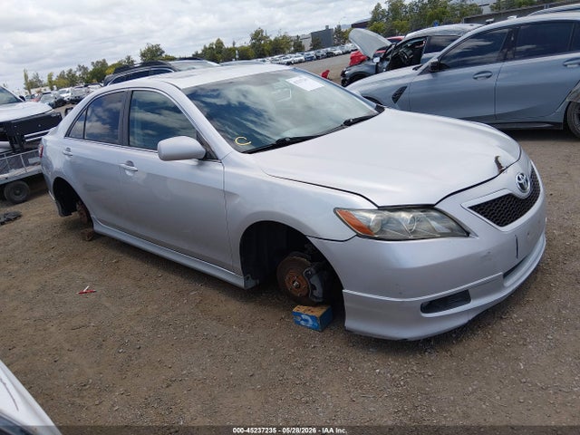Salvage Toyota Camry Image