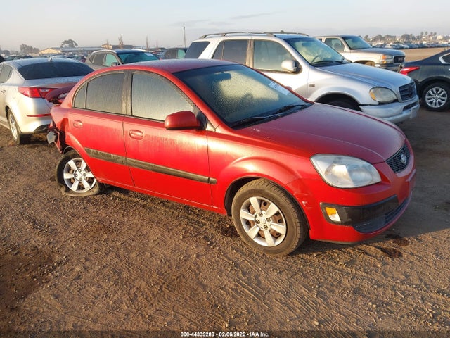 Salvage Kia Rio Image