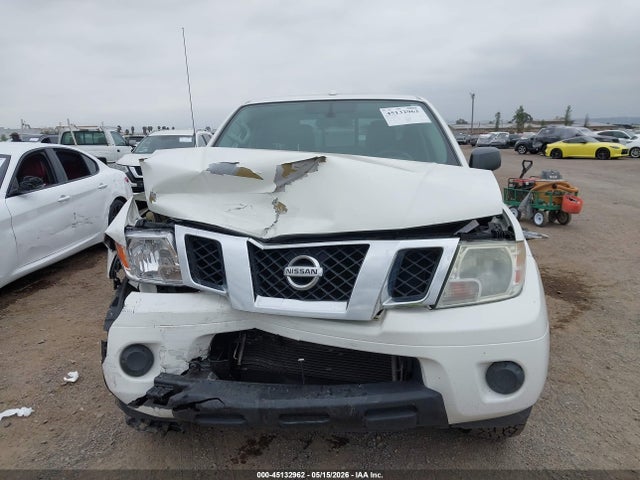 Nissan Frontier Sv