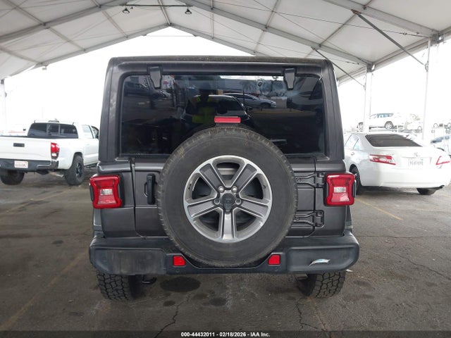 Jeep Wrangler Sahara 4x4