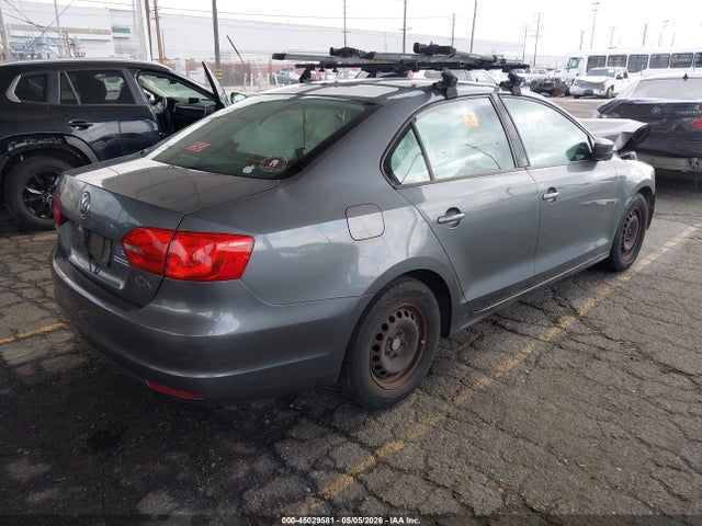 Volkswagen Jetta 2.0l S