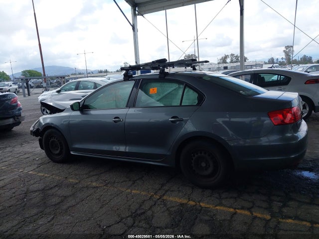 Volkswagen Jetta 2.0l S