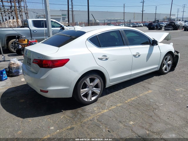Acura ILX 2.0l