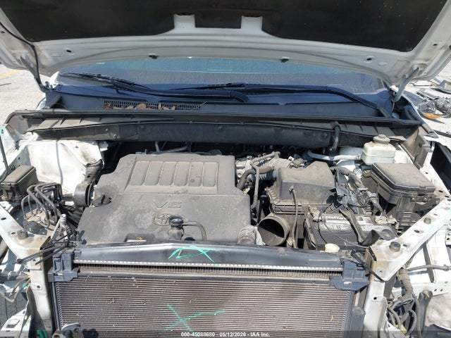 Toyota Highlander Limited V6