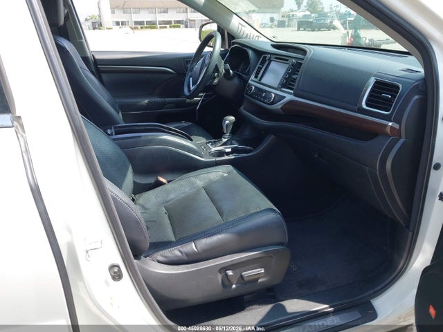 Toyota Highlander Limited V6