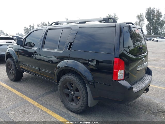 Nissan Pathfinder Se