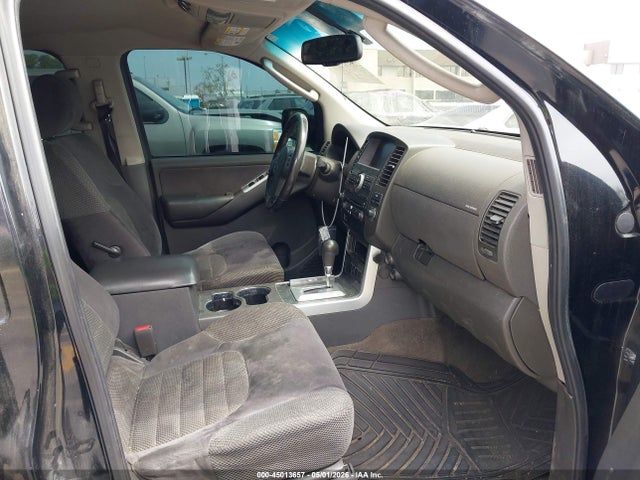 Nissan Pathfinder Se