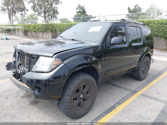 Nissan Pathfinder Se