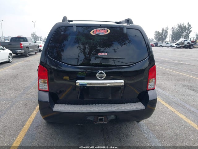 Nissan Pathfinder Se