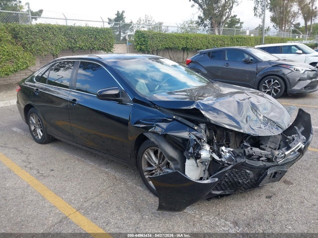 Salvage Toyota Camry Image